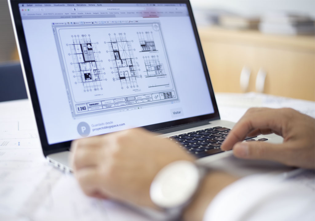 Imagen de ordenador portátil con proyecto de AV Control en pantalla